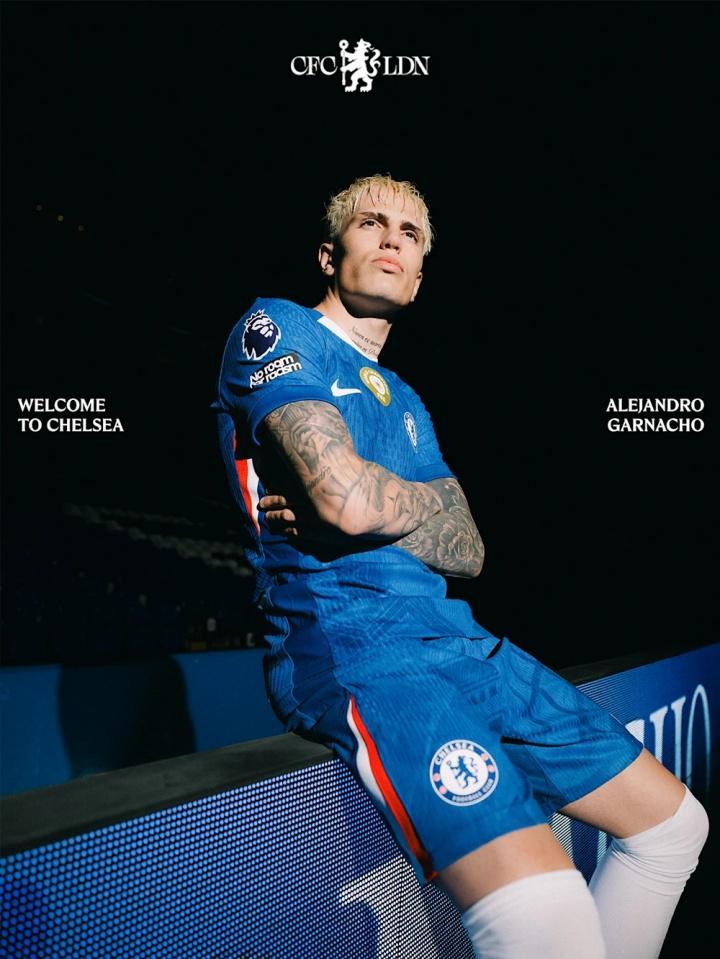 官方：切尔西签下21岁曼联边锋加纳乔，签7年+转会费4000万镑